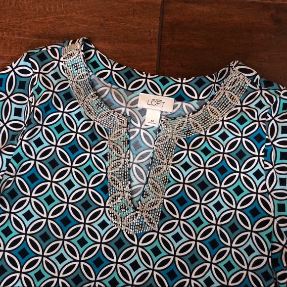Ann Taylor LOFT shirt. It’s so beautiful & soft! - Picture 2 of 5